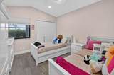7658 Solimar Circle - Photo 23