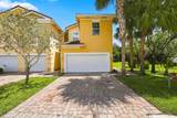 813 Pipers Cay Drive - Photo 1