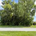 2209 Friendship Street - Photo 2