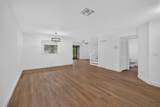9189 Vineyard Lake Drive - Photo 2