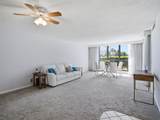 5390 Woodland Lakes Drive - Photo 4