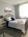 2040 Greenview Shores Boulevard - Photo 5