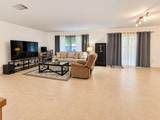 250 Lakeside Circle - Photo 4