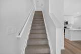 662 Salisbury Circle - Photo 11
