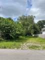 1545 32nd St - Photo 2