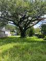 1545 32nd St - Photo 3