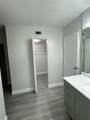 2960 Riverside Dr - Photo 19