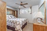 811 Hollybrook Dr - Photo 12