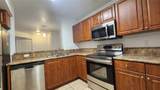 529 Sheridan St - Photo 2