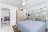 811 Hollybrook Dr - Photo 12