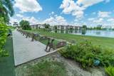 9523 Hollybrook Lake Dr - Photo 29