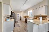 10260 Greentrail Dr N - Photo 17
