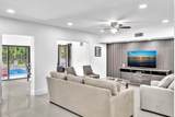 410 Country Club Cir - Photo 11