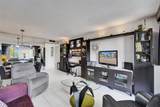 2831 Somerset Dr - Photo 11