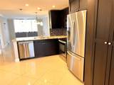 3233 Riverside Dr - Photo 10