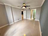 3233 Riverside Dr - Photo 15