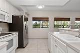 7715 Yardley Dr - Photo 9