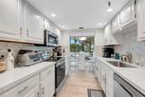 899 Jeffery St - Photo 11