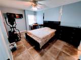 205 10th St - Photo 3