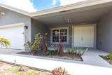 906 10th St - Photo 3