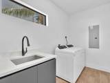 913 15th St - Photo 33