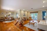 571 12th St - Photo 7
