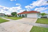 10424 Sail Pl - Photo 2