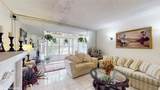 1035 Country Club Dr - Photo 1