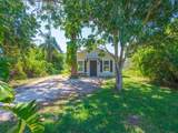 1325 17th Ct - Photo 2