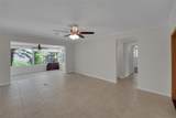 2725 5th Ct - Photo 3