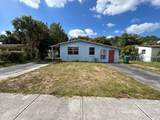 3360 9th St - Photo 4