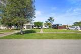 315 Jasmine Dr - Photo 2