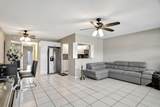 287 Farnham L - Photo 2