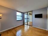 114 Lake Emerald Dr - Photo 15