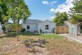 906 29th St - Photo 2