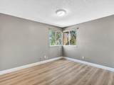 9240 Oak Grove Cir - Photo 33