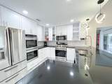 2060 Amesbury Cir - Photo 10