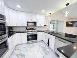 2060 Amesbury Cir - Photo 11