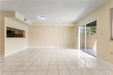 640 University Dr - Photo 12
