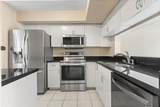 640 University Dr - Photo 14