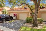 640 University Dr - Photo 2