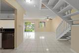640 University Dr - Photo 7