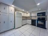 800 Parkview Dr - Photo 3