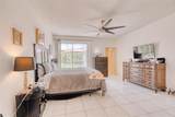 7725 Travelers Tree Dr - Photo 15