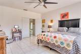 7725 Travelers Tree Dr - Photo 17
