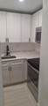 1305 46th St - Photo 4
