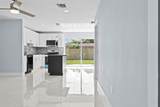 877 Coral Dr - Photo 4