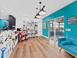4411 Thomas St - Photo 2