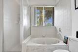 646 University Dr - Photo 17