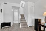646 University Dr - Photo 18